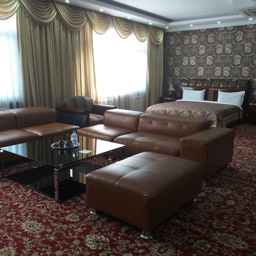 Seoul Hotel Шымкент Экстерьер фото