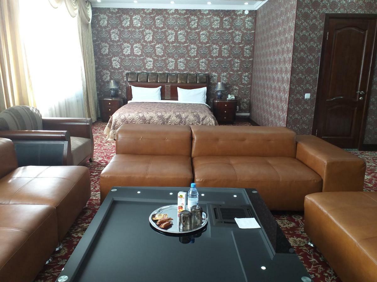 Seoul Hotel Шымкент Экстерьер фото
