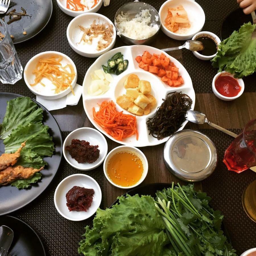 Seoul Hotel Шымкент Экстерьер фото